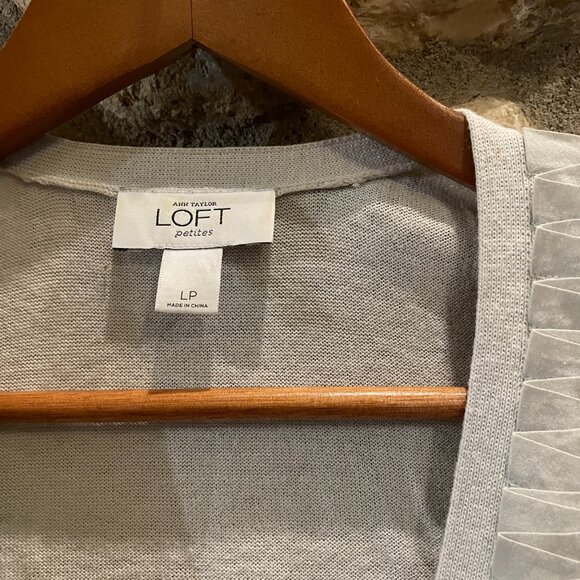 Ann Taylor Loft Petite Cardigan in Mint Green Adorable Ribbon Detailing size LP - Picture 4 of 6